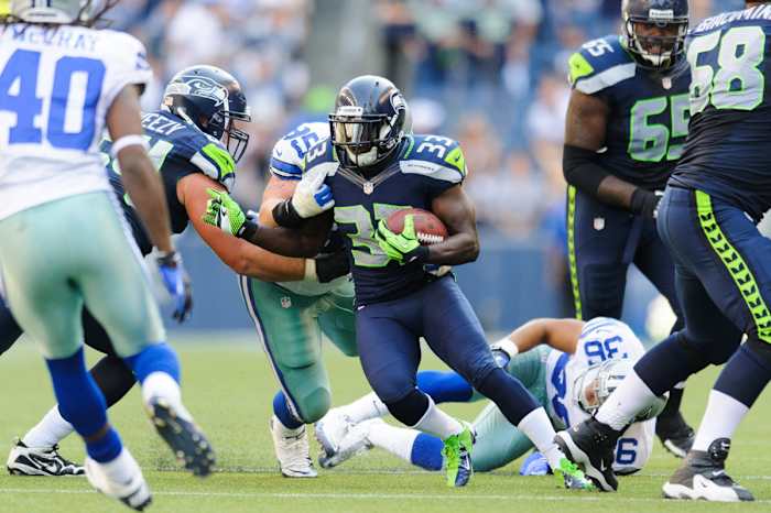A dynamic returner who bounced back from a nasty leg injury, Leon Washington provided an instant spark on Seattle's special teams.